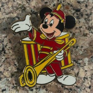 Disney Pin Mickey Through The Years Bandleader Pin 2008